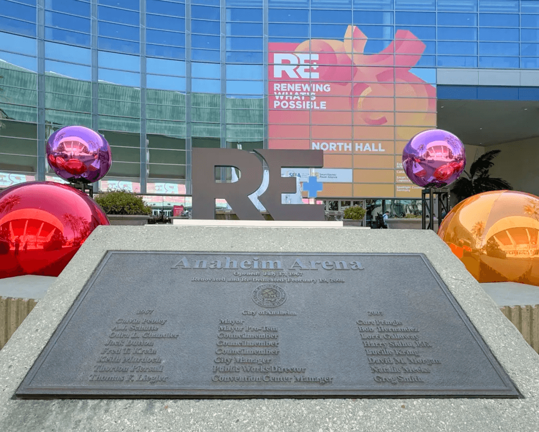 RE+展完美收官 EN+科技新能源充电方案闪耀北美